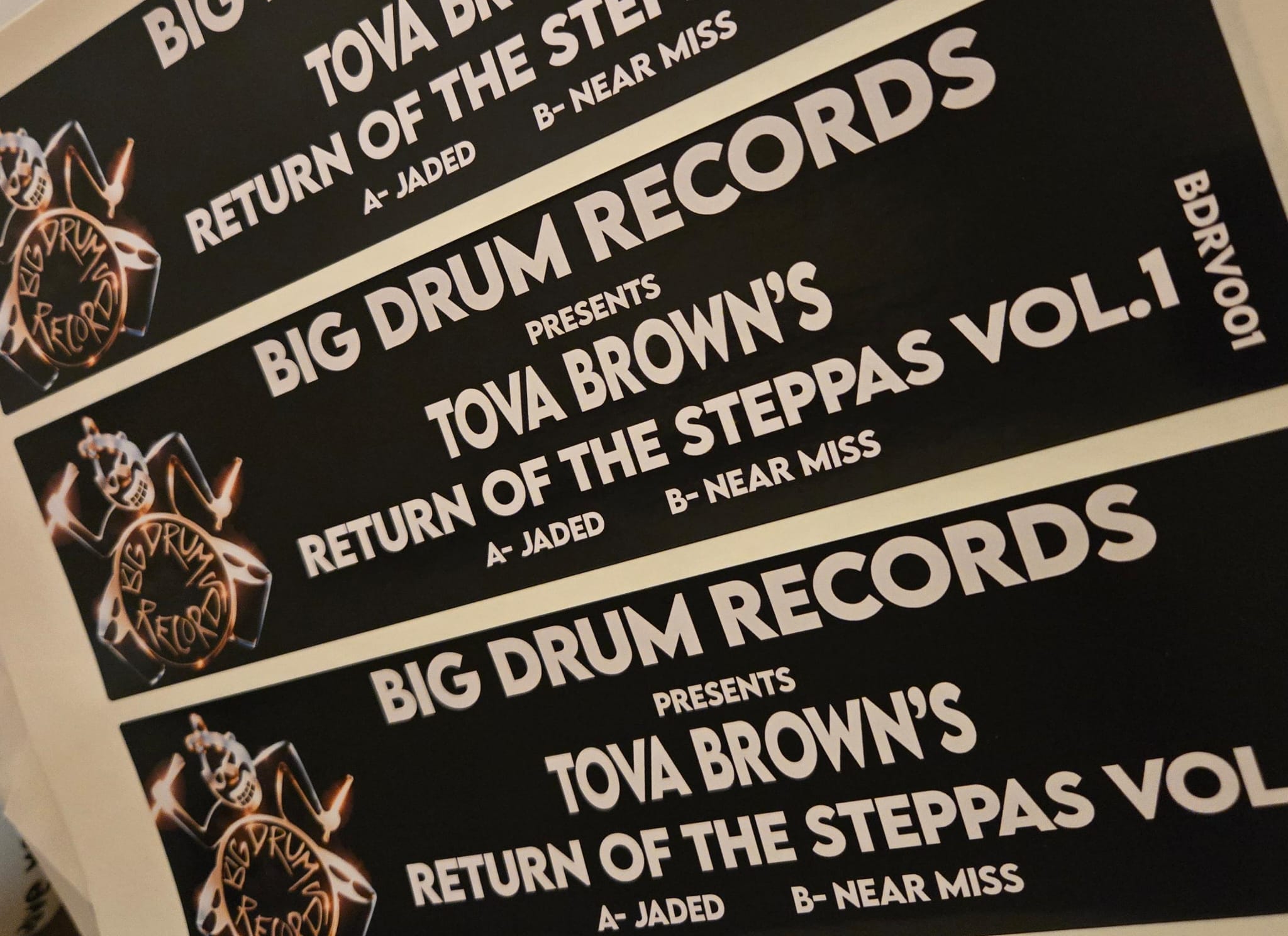 Tova Brown - Return of the Steppas Vol 1